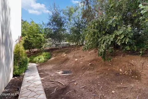 Exterior - 1351 Rainey Rd, Simi Valley, CA 93063 photo 9 of 11