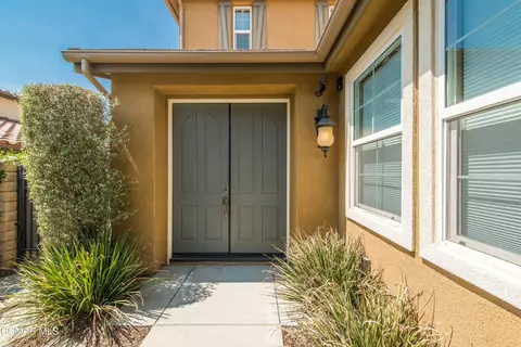 Entry Way - 3849 Eagle Flight Dr, Simi Valley, CA 93065 photo 2 of 2