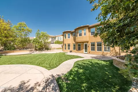 Exterior - 3849 Eagle Flight Dr, Simi Valley, CA 93065 photo 3 of 4