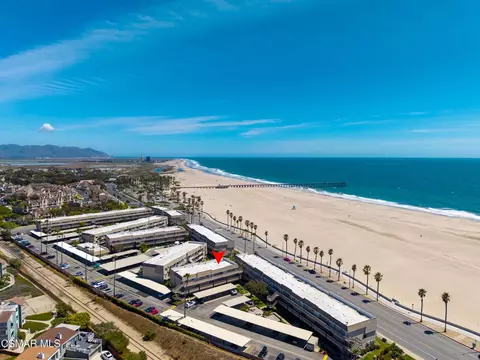 234 E Surfside Dr, Port Hueneme, CA 93041