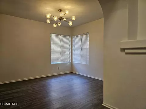 Living - 2752 Annandale Ln, Simi Valley, CA 93063 photo 4 of 9