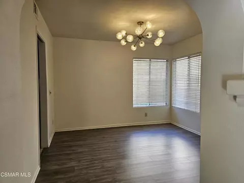 Living - 2752 Annandale Ln, Simi Valley, CA 93063 photo 5 of 9