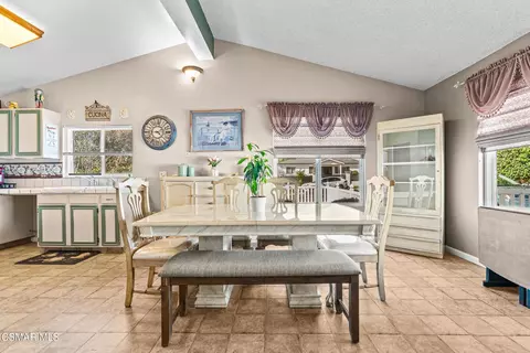 7860 Fenwick St, Sunland, CA 91040