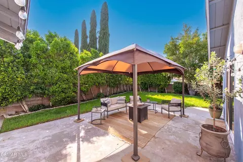 Exterior - 3155 Elmore St, Simi Valley, CA 93063 photo 6 of 20