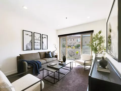 5016 Bakman Ave #104, North Hollywood, CA 91601