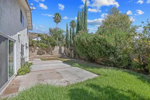 Exterior - 28636 Lapine Ave, Santa Clarita, CA 91390 photo 6 of 6