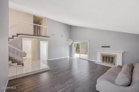 Living - 28636 Lapine Ave, Santa Clarita, CA 91390 photo 1 of 7