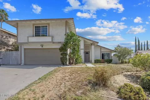 Exterior - 28636 Lapine Ave, Santa Clarita, CA 91390 photo 3 of 6
