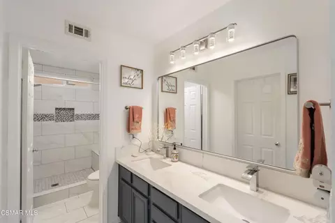 Bath - 672 Brademas Ct, Simi Valley, CA 93065 photo 1 of 3