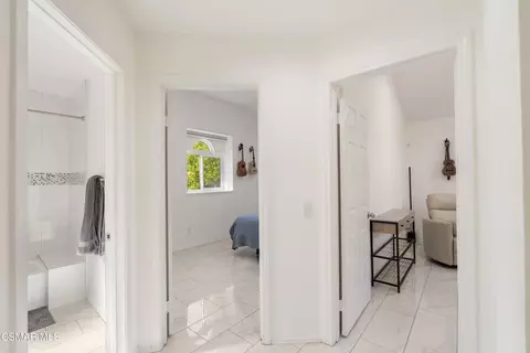 Entry Way - 672 Brademas Ct, Simi Valley, CA 93065 photo 2 of 2