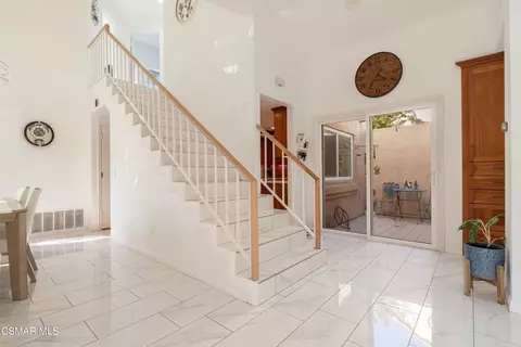 Entry Way - 672 Brademas Ct, Simi Valley, CA 93065 photo 1 of 2
