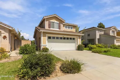 Exterior - 1160 Knottingham St, Simi Valley, CA 93065 photo 3 of 8