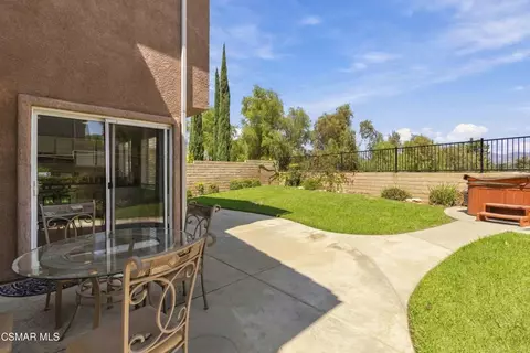Exterior - 1160 Knottingham St, Simi Valley, CA 93065 photo 8 of 8