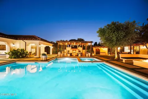 Exterior - 5099 Barnard St, Simi Valley, CA 93063 photo 10 of 15