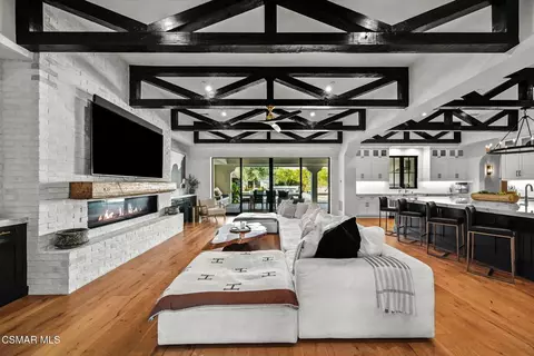 Living - 5099 Barnard St, Simi Valley, CA 93063 photo 1 of 3