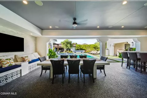 Dining - 5099 Barnard St, Simi Valley, CA 93063 photo 3 of 4