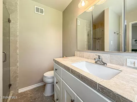 Bath - 2516 Clearfield Pl, Simi Valley, CA 93065 photo 4 of 5