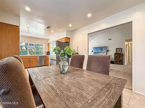 Dining - 2516 Clearfield Pl, Simi Valley, CA 93065 photo 3 of 3
