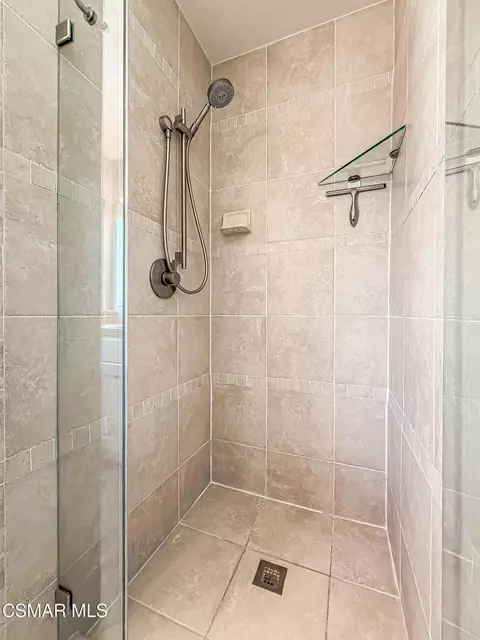 Bath - 2516 Clearfield Pl, Simi Valley, CA 93065 photo 5 of 5