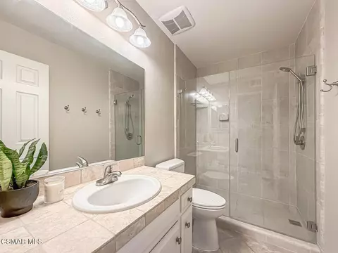 Bath - 2516 Clearfield Pl, Simi Valley, CA 93065 photo 1 of 5
