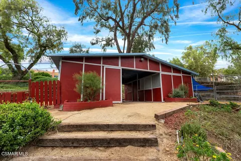 Exterior - 1306 Nonchalant Dr, Simi Valley, CA 93065 photo 22 of 39