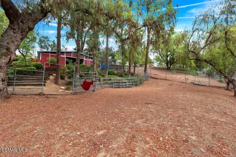 Exterior - 1306 Nonchalant Dr, Simi Valley, CA 93065 photo 24 of 39