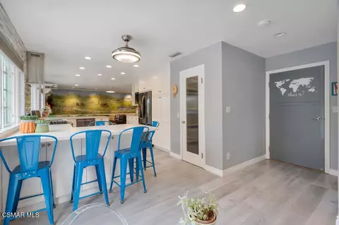 Kitchen - 1306 Nonchalant Dr, Simi Valley, CA 93065 photo 6 of 6