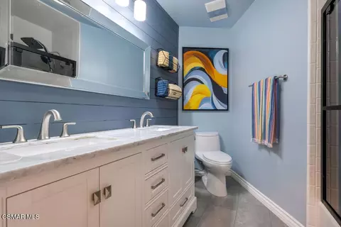 Bath - 1306 Nonchalant Dr, Simi Valley, CA 93065 photo 2 of 4