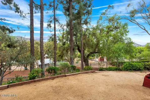 Exterior - 1306 Nonchalant Dr, Simi Valley, CA 93065 photo 30 of 39