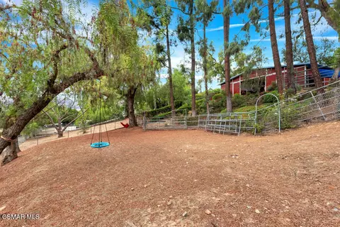 Exterior - 1306 Nonchalant Dr, Simi Valley, CA 93065 photo 26 of 39