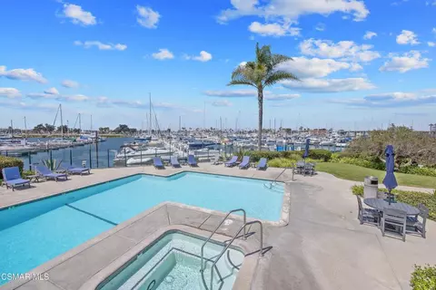 Exterior - 2901 Peninsula Rd #232, Oxnard, CA 93035 photo 6 of 11