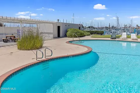 Exterior - 2901 Peninsula Rd #232, Oxnard, CA 93035 photo 9 of 11