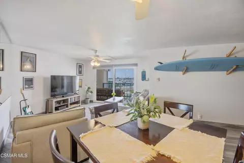 Dining - 2901 Peninsula Rd #232, Oxnard, CA 93035 photo 2 of 4
