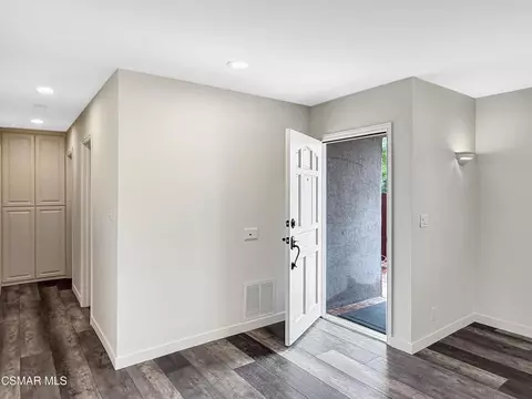 Entry Way - 4679 Fannin Dr, Simi Valley, CA 93063 photo 1 of 1