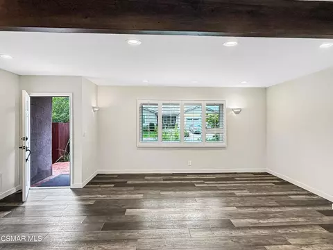 Living - 4679 Fannin Dr, Simi Valley, CA 93063 photo 3 of 4