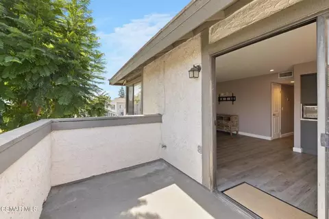 Exterior - 150 E Los Angeles Ave #308, Moorpark, CA 93021 photo 3 of 8
