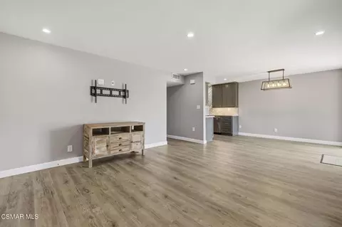 Living - 150 E Los Angeles Ave #308, Moorpark, CA 93021 photo 2 of 5