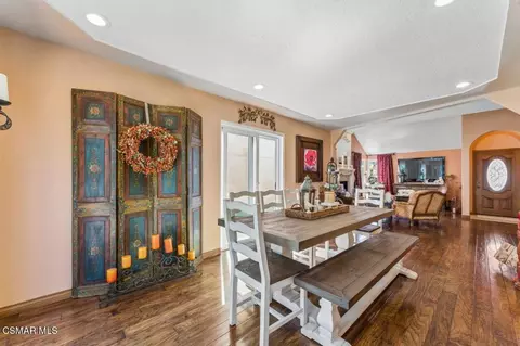 Dining - 2526 Glenhurst Ct, Simi Valley, CA 93063 photo 2 of 3