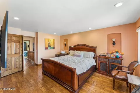 Bedroom - 2526 Glenhurst Ct, Simi Valley, CA 93063 photo 3 of 3