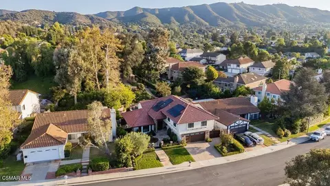 View/Area - 700 Oak Shadow View Pl, Newbury Park, CA 91320 photo 1 of 2