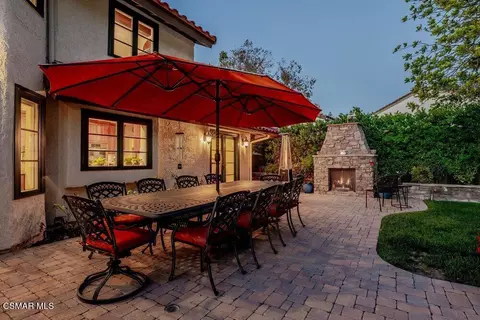 Exterior - 700 Oak Shadow View Pl, Newbury Park, CA 91320 photo 7 of 11