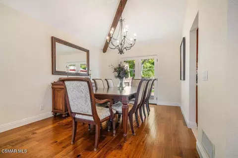 Dining - 700 Oak Shadow View Pl, Newbury Park, CA 91320 photo 1 of 2