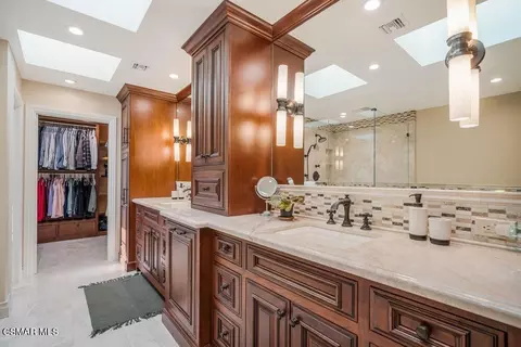 Other - 700 Oak Shadow View Pl, Newbury Park, CA 91320 photo 5 of 9