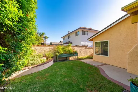 Exterior - 2843 Zapata Ct, Simi Valley, CA 93063 photo 7 of 12
