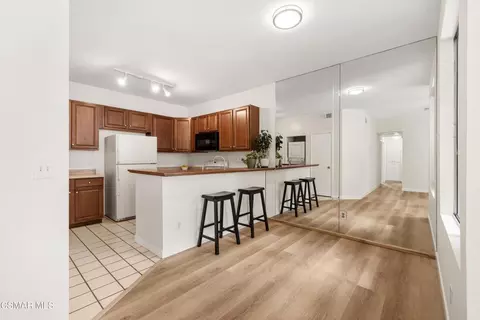 Other - 2456 Pleasant Way #E, Thousand Oaks, CA 91362 photo 1 of 7