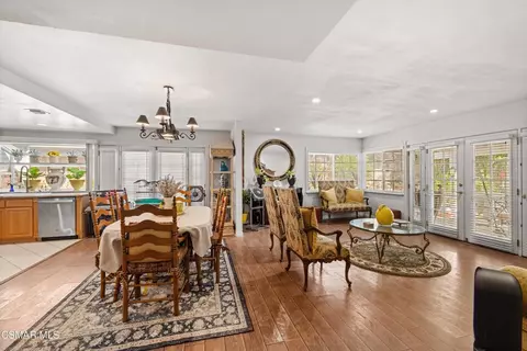 Dining - 2420 Marisa Pl, Simi Valley, CA 93065 photo 2 of 3
