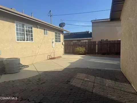 Exterior - 621 E St, Oxnard, CA 93030 photo 1 of 2