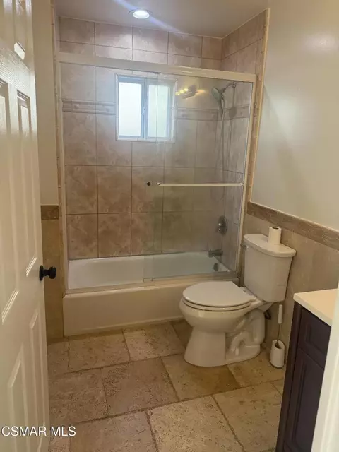 Bath - 621 E St, Oxnard, CA 93030 photo 2 of 3