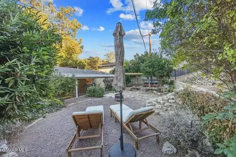 Exterior - 807 Talbert Ave, Simi Valley, CA 93065 photo 8 of 16