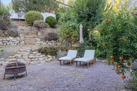 Exterior - 807 Talbert Ave, Simi Valley, CA 93065 photo 5 of 16